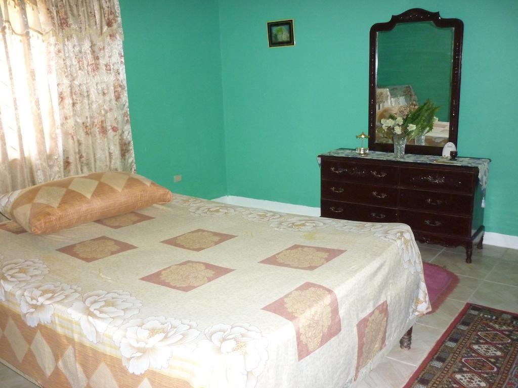 East Bay Villas Port Antonio Room photo